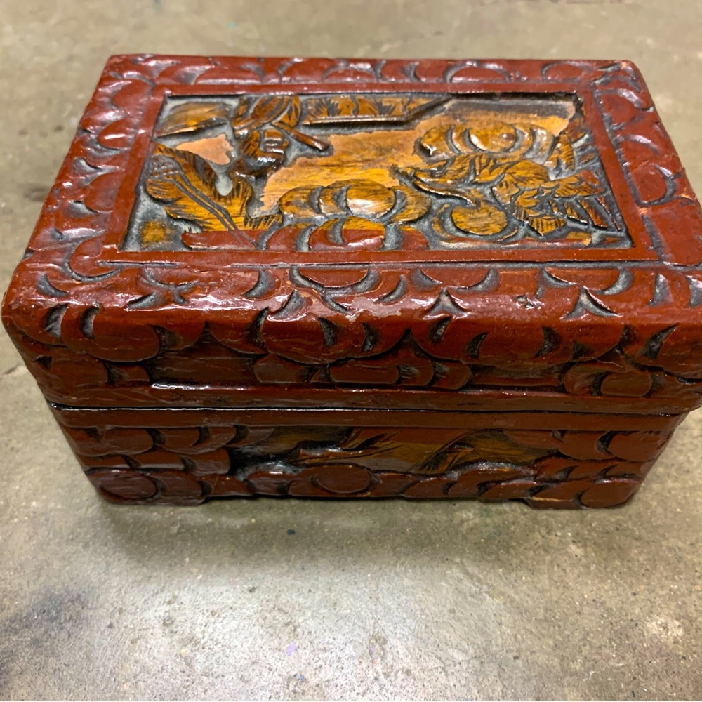 VINTAGE WOODEN, HAND CARVED LAQUER BOX